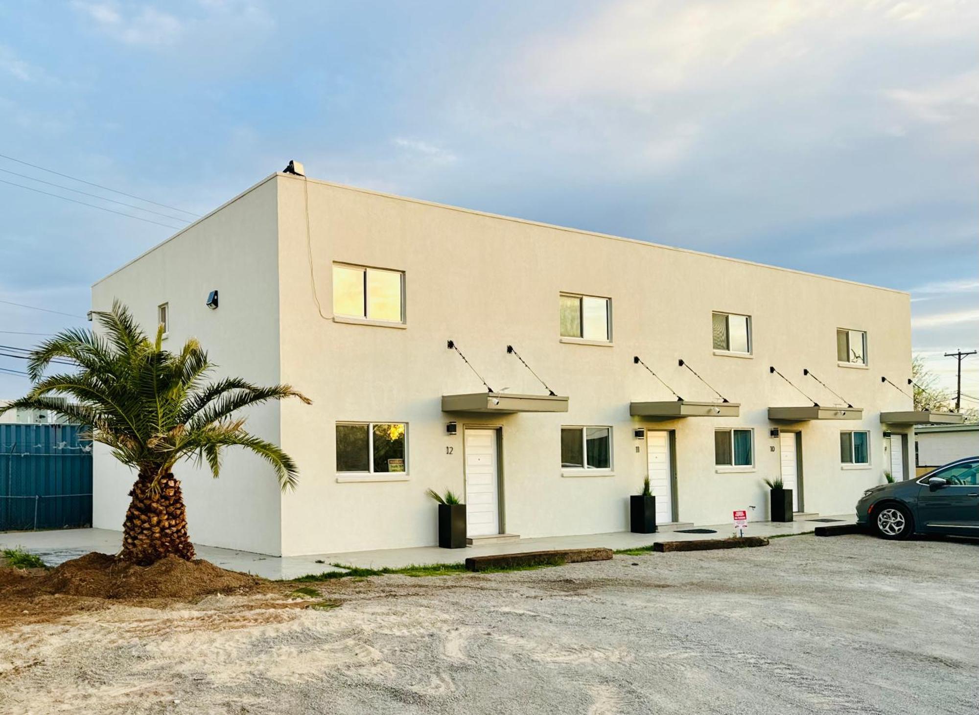 Modern Hideaway Apartment El Paso Exterior photo